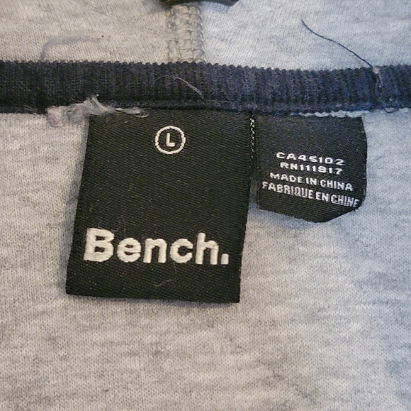 Bench Men's large zip up hoodie - Picture 2 of 5